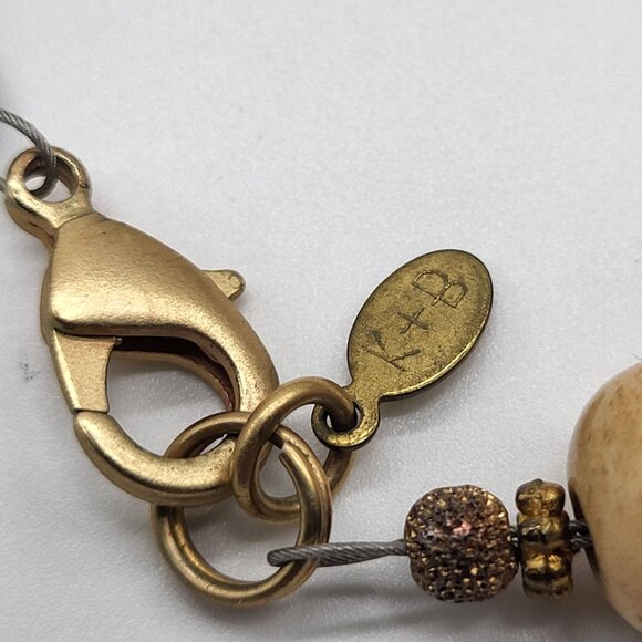 Beaded Necklace With Gold-Edged Stone Arrowhead Pendant *Flaw - Picture 9 of 13